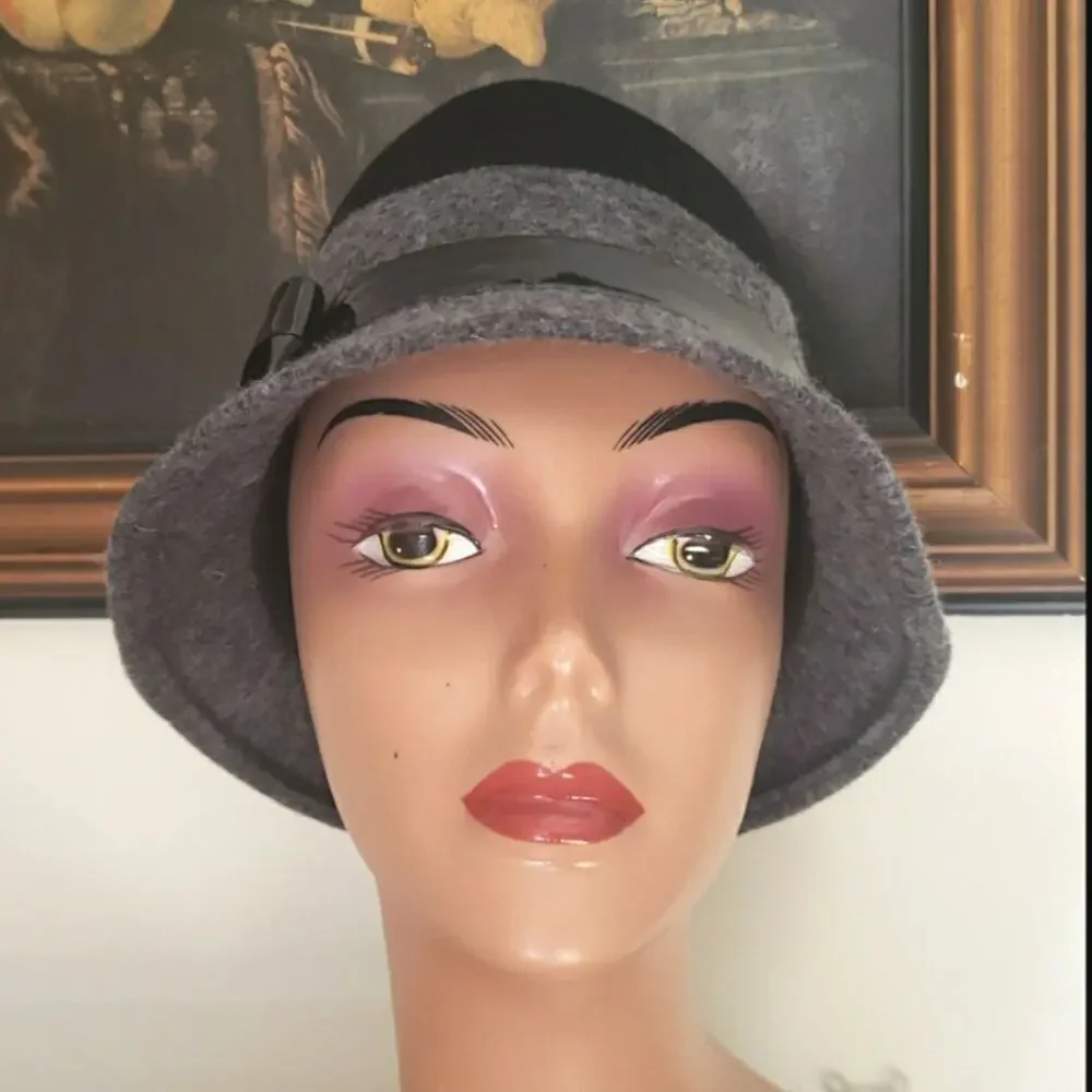 Nordstrom Women's 100% Wool Hat Old Money Bucket Fedora Cloche Flapper - Picture 2 of 6